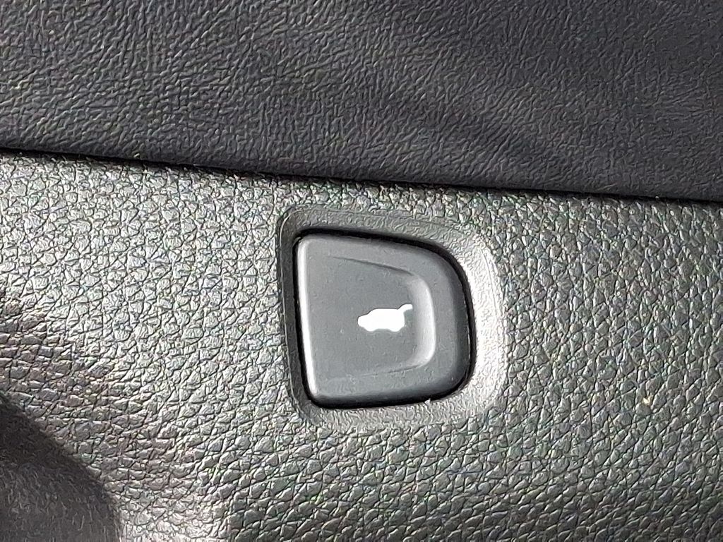 Thumbnail: 2023 Acura RDX - 28