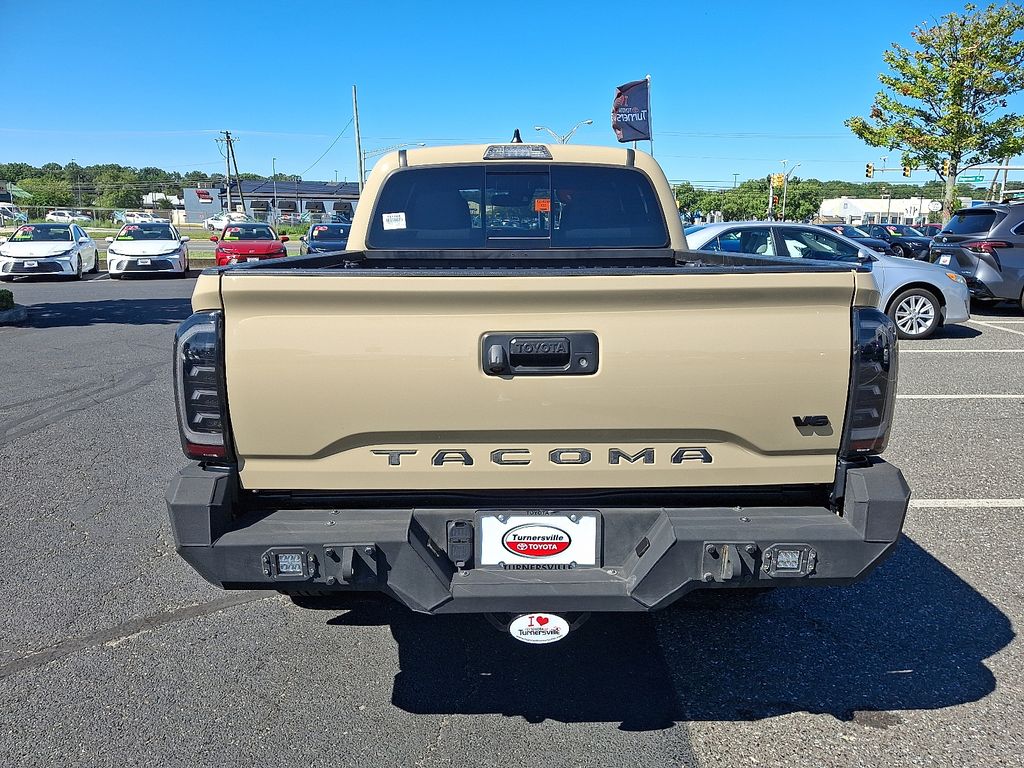 Thumbnail: 2020 Toyota Tacoma - 5