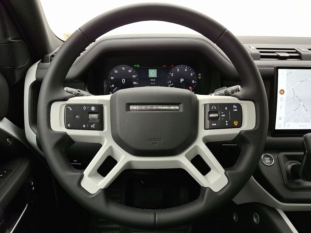 2025 Land Rover Defender 130 16