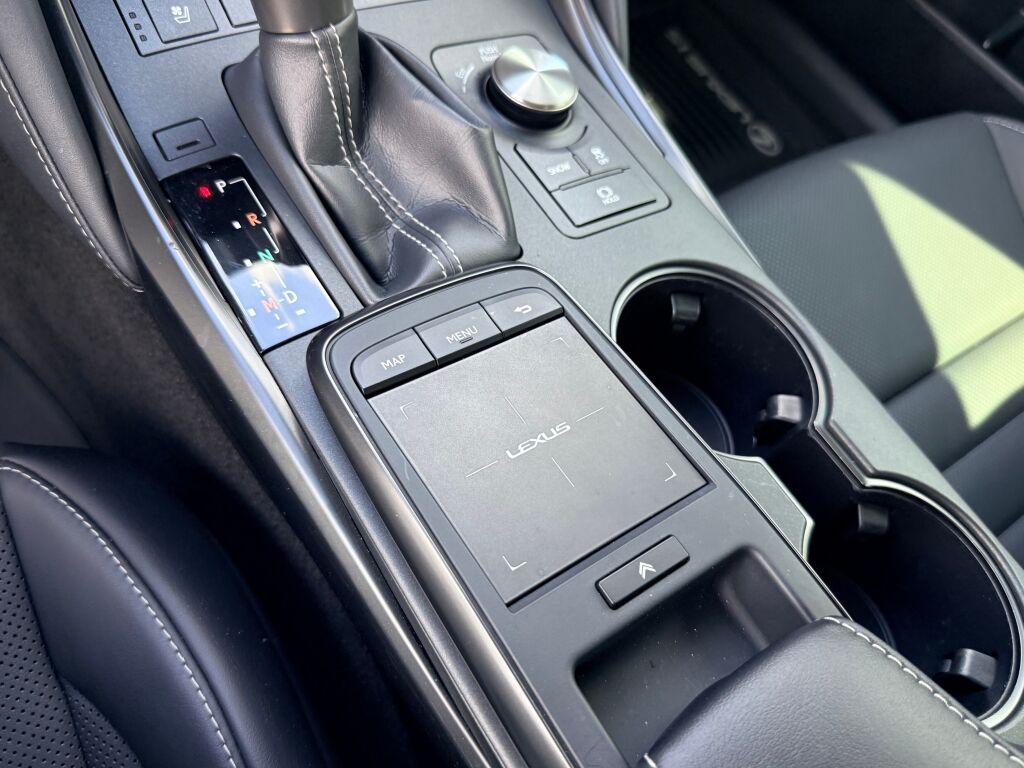 Thumbnail: 2023 Lexus IS - 23