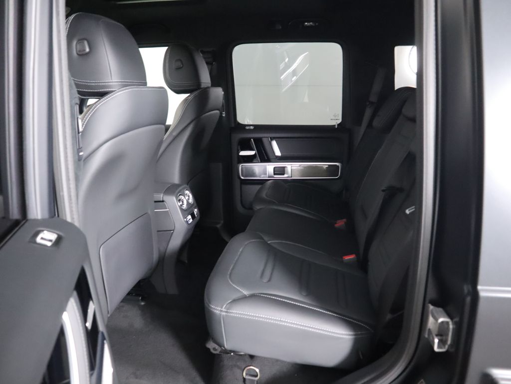 Thumbnail: 2025 Mercedes-Benz G-Class - 23