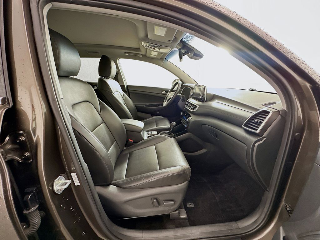 Thumbnail: 2020 Hyundai Tucson - 30