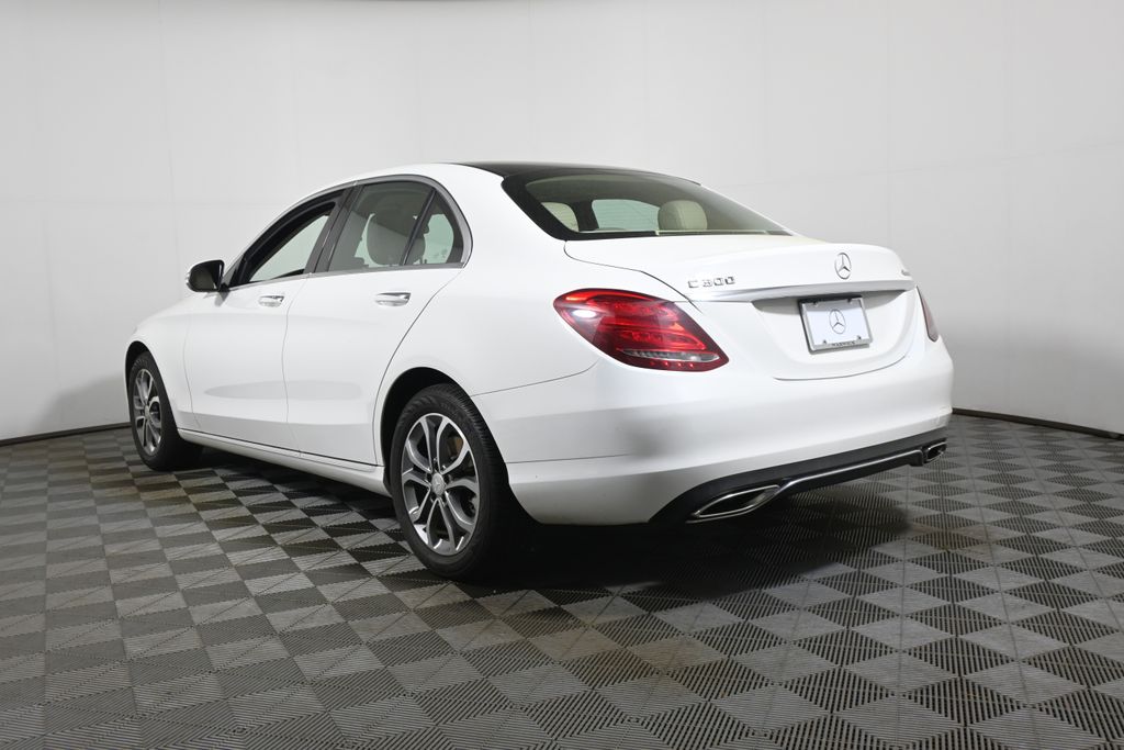 Thumbnail: 2015 Mercedes-Benz C-Class - 5