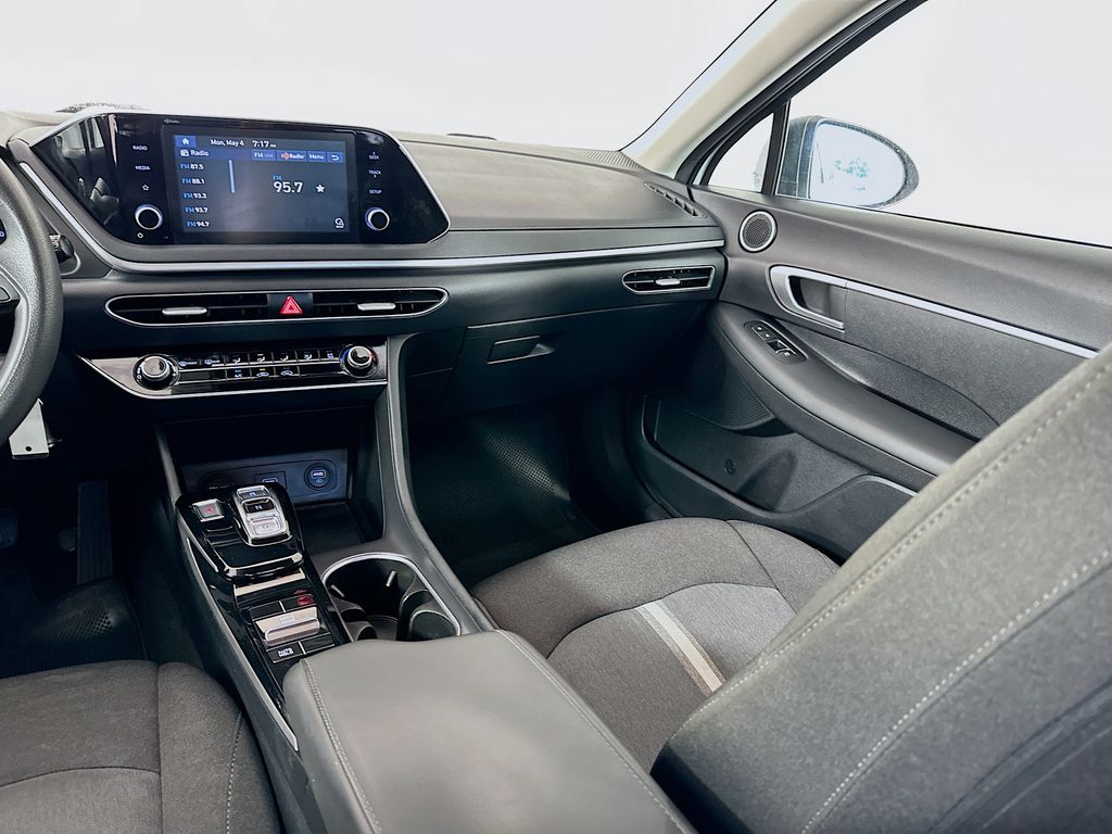 Thumbnail: 2021 Hyundai Sonata - 22