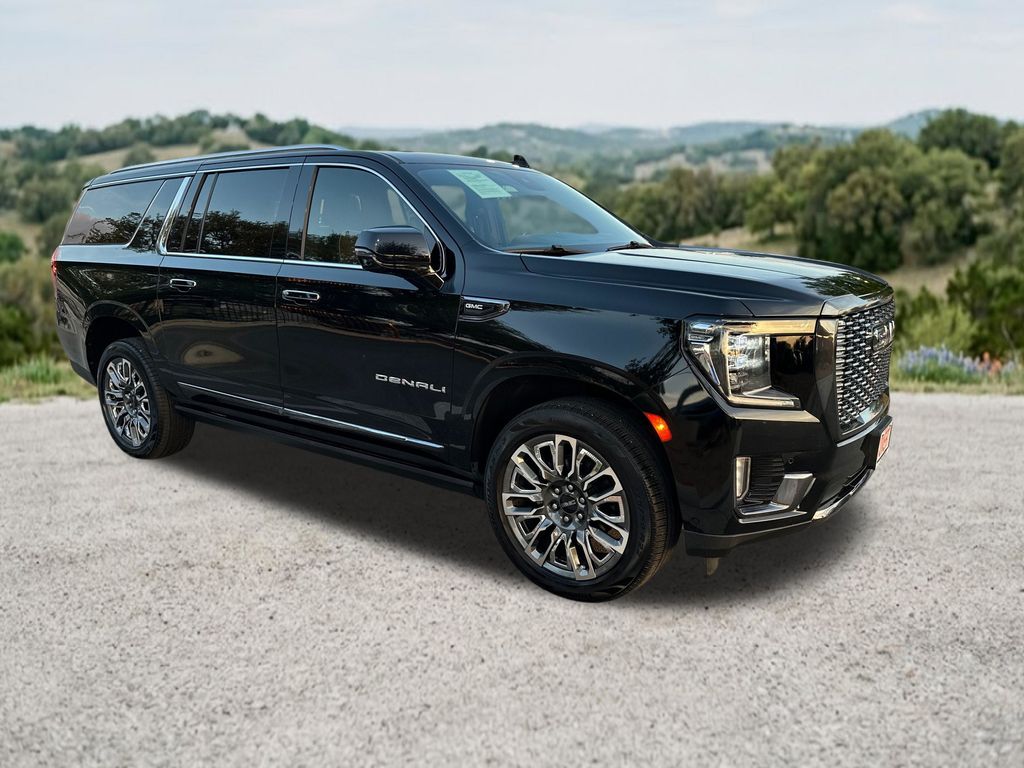 Onyx Black 2023 GMC Yukon XL Denali Ultimate 4WD SUV / Crossover Four-Wheel Drive