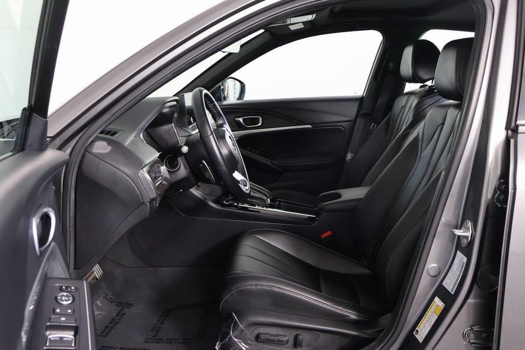 Thumbnail: 2025 Acura Integra - 10