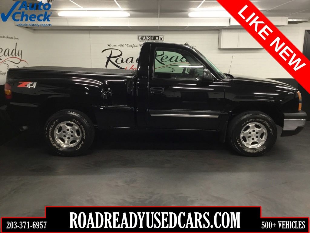 Smokin Asphalt 2003 Chevrolet Silverado 1500 Pickup Truck Four-Wheel Drive 4-Speed Automatic Overdrive