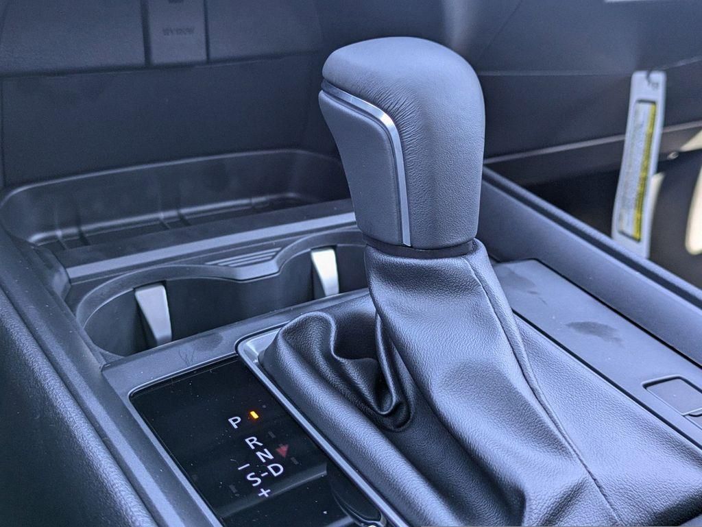 2025 Mazda CX-50 Hybrid Preferred photo