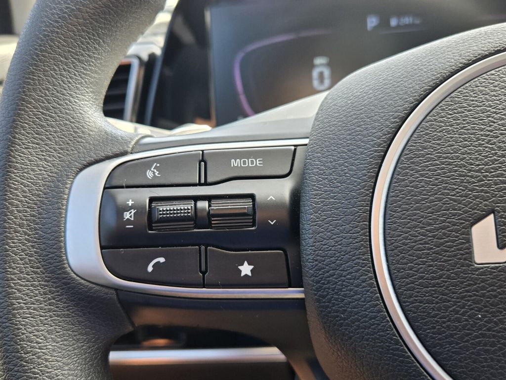 2025 Kia Sportage - $23,999