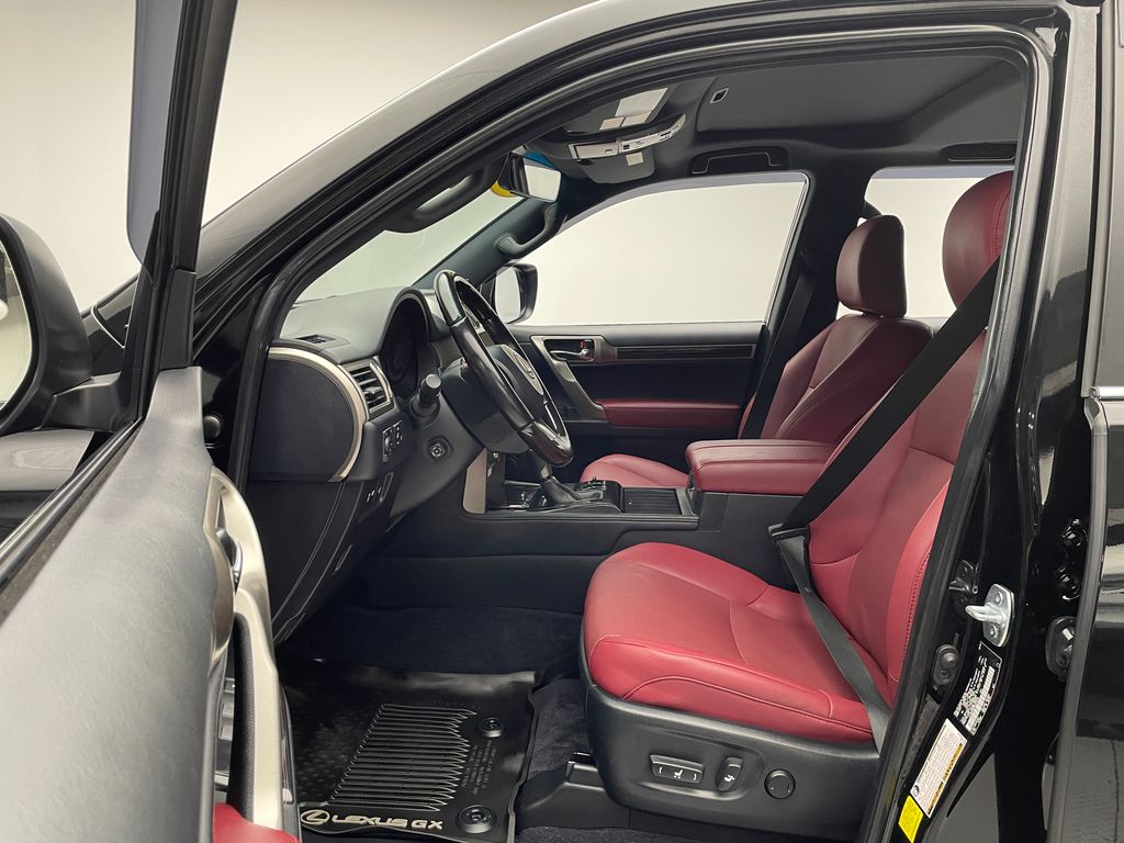 Thumbnail: 2021 Lexus GX - 13