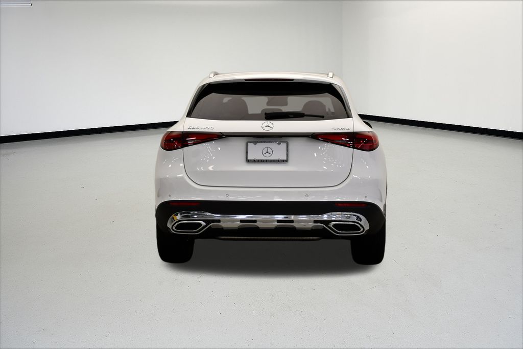 Thumbnail: 2026 Mercedes-Benz GLC - 4