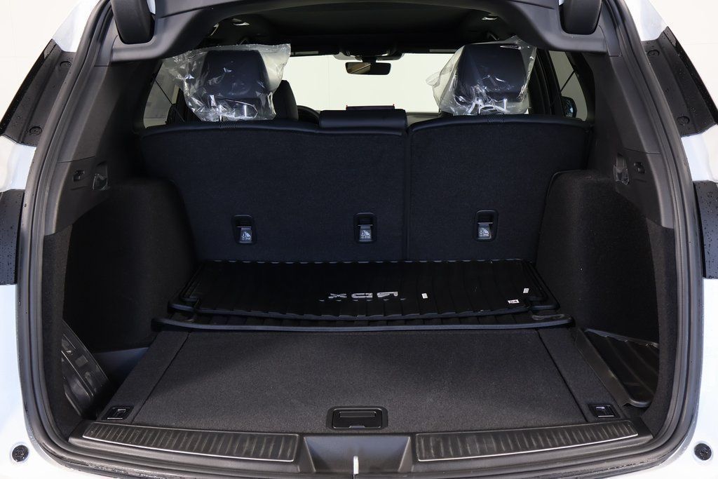 Thumbnail: 2026 Acura RDX - 8