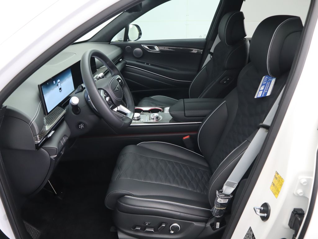 Thumbnail: 2025 Genesis GV80 - 20