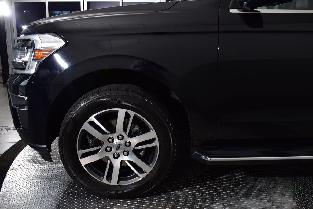 Thumbnail: 2023 Ford Expedition MAX - 9