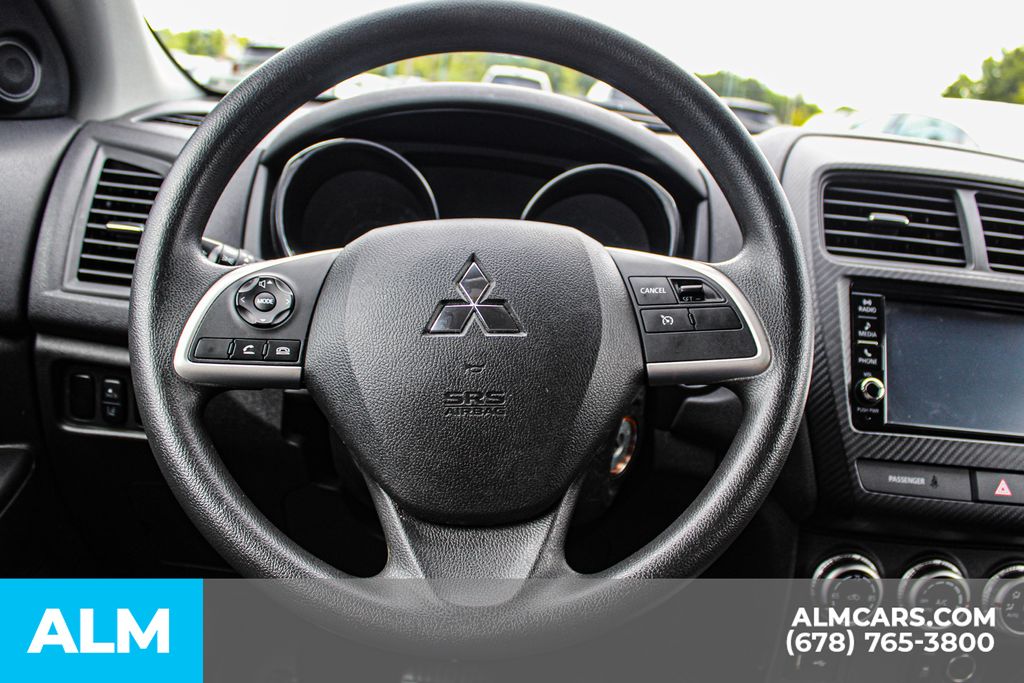 Used 2024 Gray Mitsubishi 2.0 ES image 23