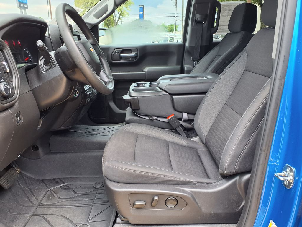 Used 2025 Blue Chevrolet Custom image 13