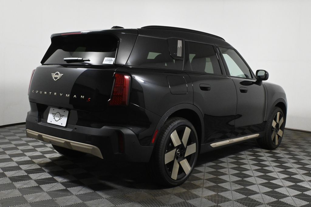 2025 MINI Cooper Countryman Base 7