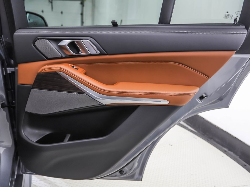 Thumbnail: 2026 BMW X5 - 25