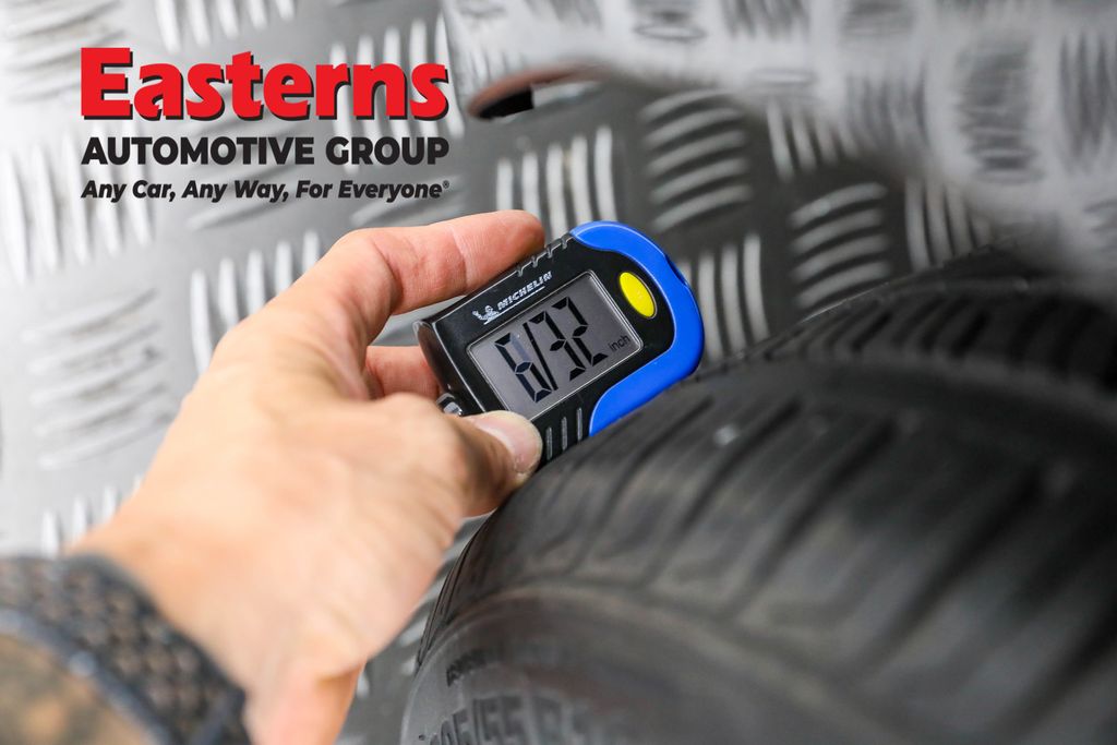 Used 2024 Black Kia LXS image 28