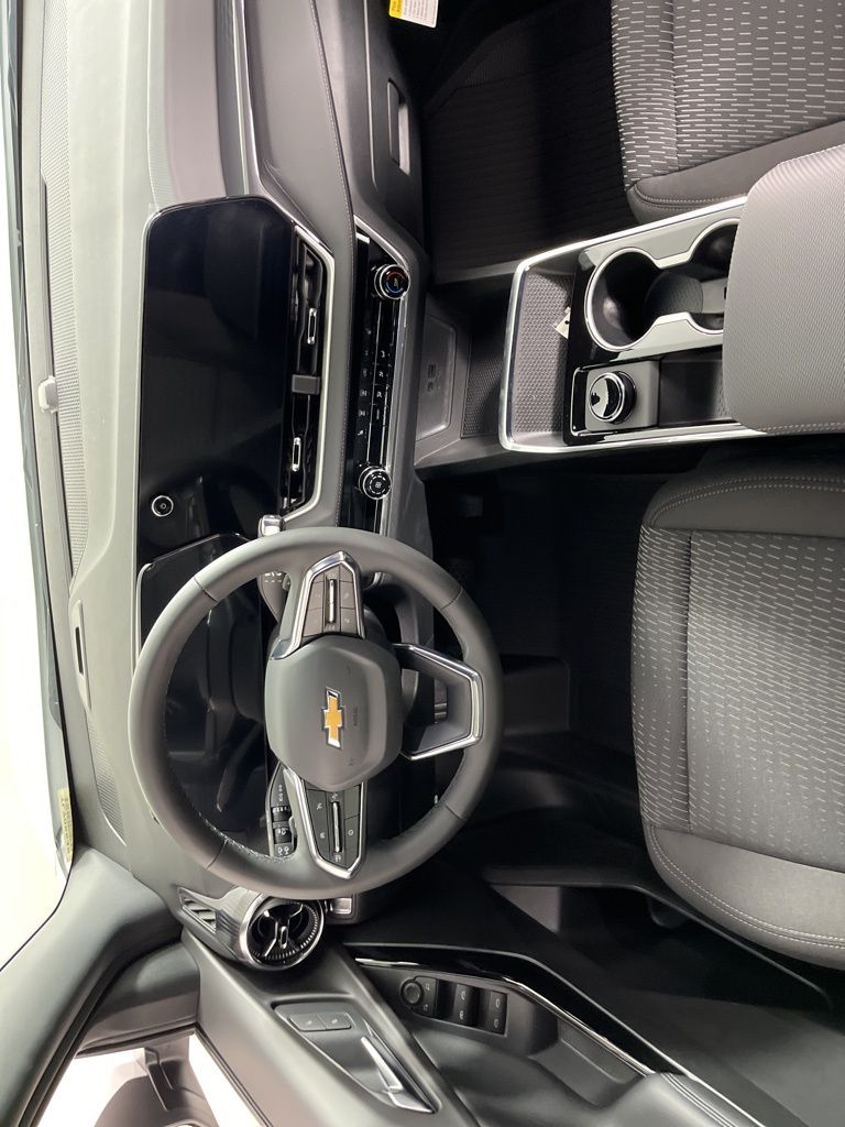 Thumbnail: 2026 Chevrolet Equinox - 13