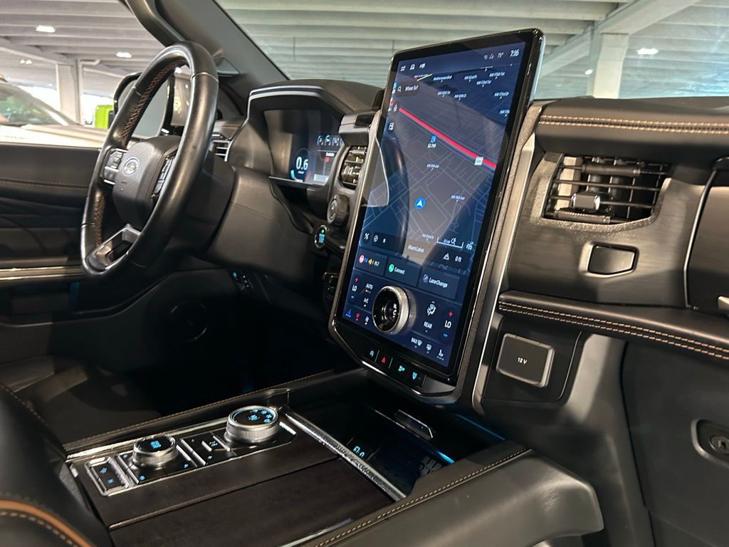 Used 2023 Agate Black Metallic Ford Platinum image 41