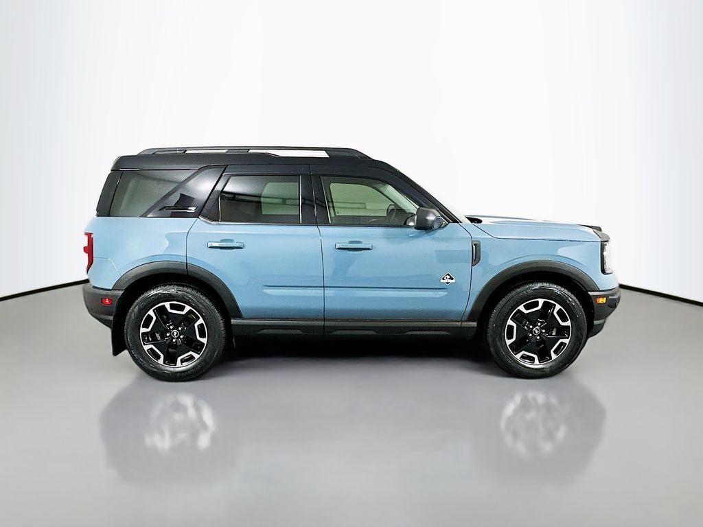 Thumbnail: 2021 Ford Bronco Sport - 4
