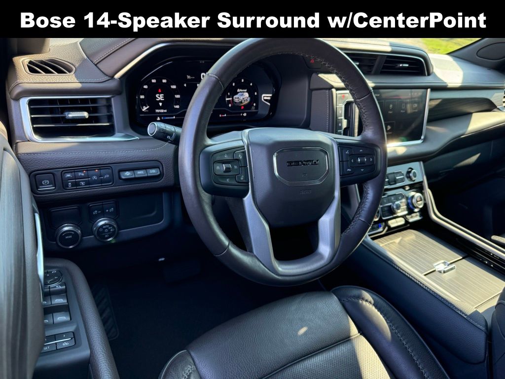 2022 GMC Yukon Denali 3