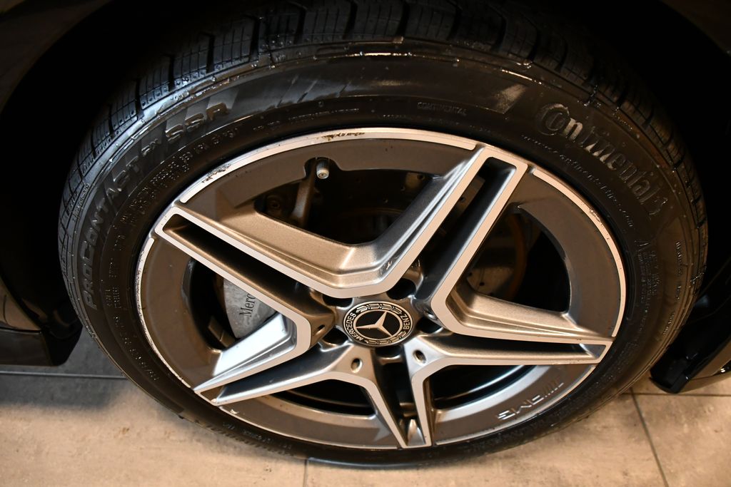 Thumbnail: 2020 Mercedes-Benz C-Class - 14