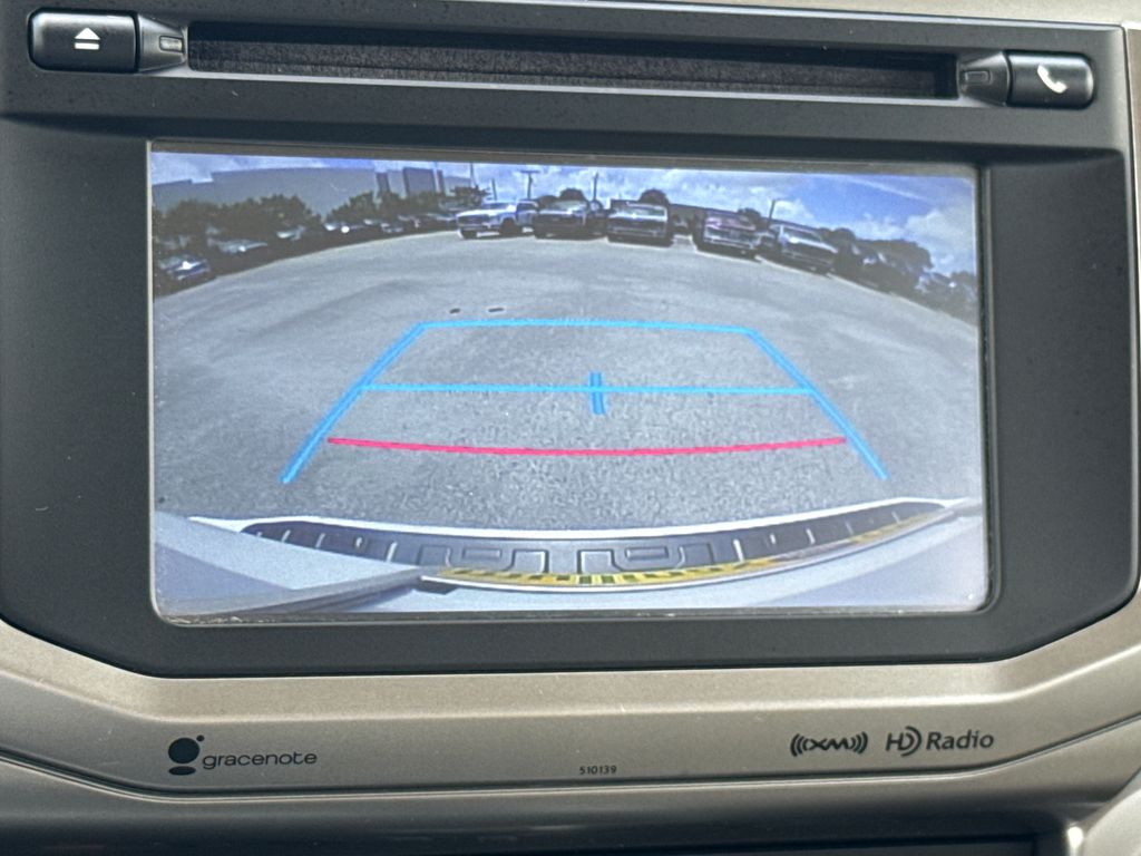 Used 2016 White Toyota SR5 Premium image 21