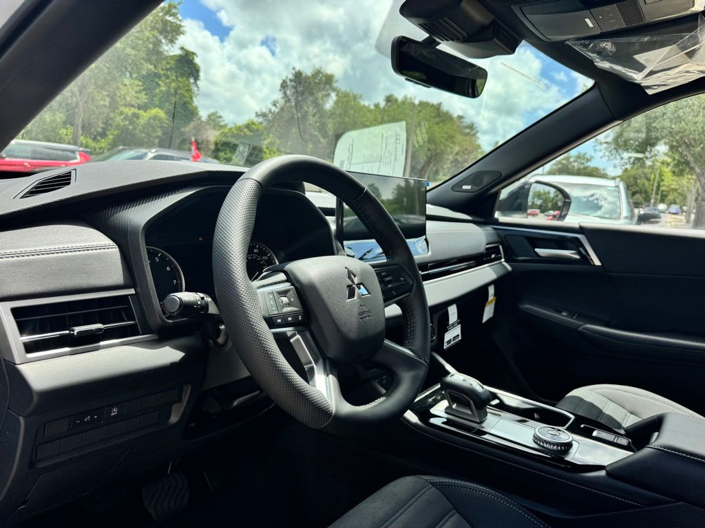 New 2026 Mitsubishi Outlander SUV