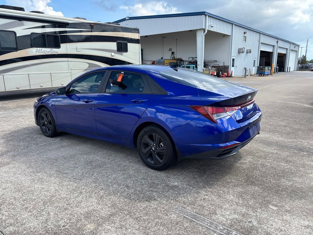 2023 Hyundai Elantra SEL Blue at Community Toyota