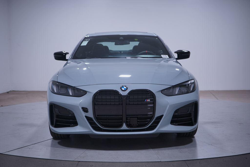 Thumbnail: 2026 BMW 4 Series - 4