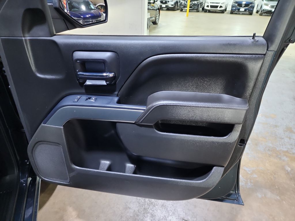 2017 Chevrolet Silverado 1500 LT photo