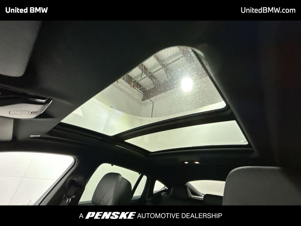 Thumbnail: 2025 BMW X6 - 20