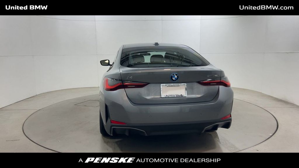 2025 BMW i4 eDrive40 7