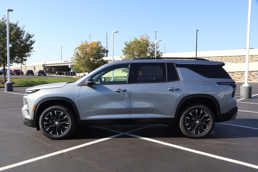 Thumbnail: 2026 Chevrolet Traverse - 4