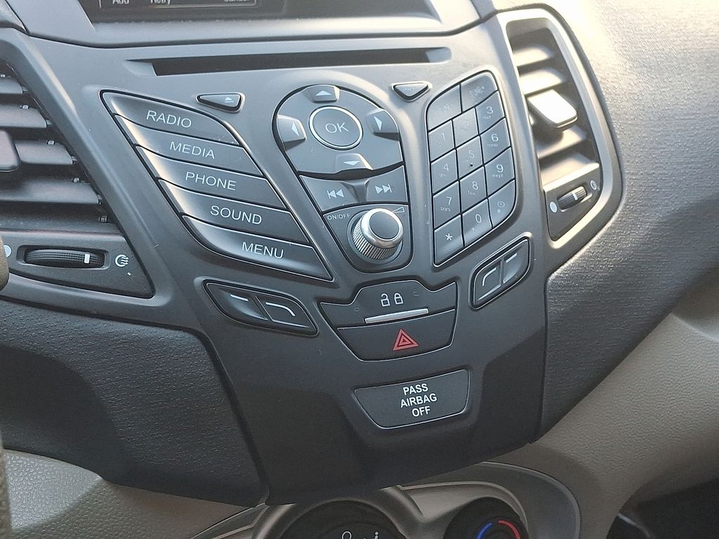 Thumbnail: 2019 Ford Fiesta - 16
