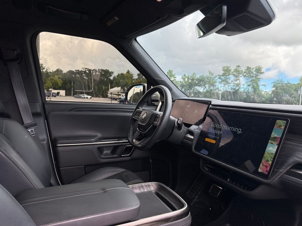 2022 Rivian R1T Adventure photo 26