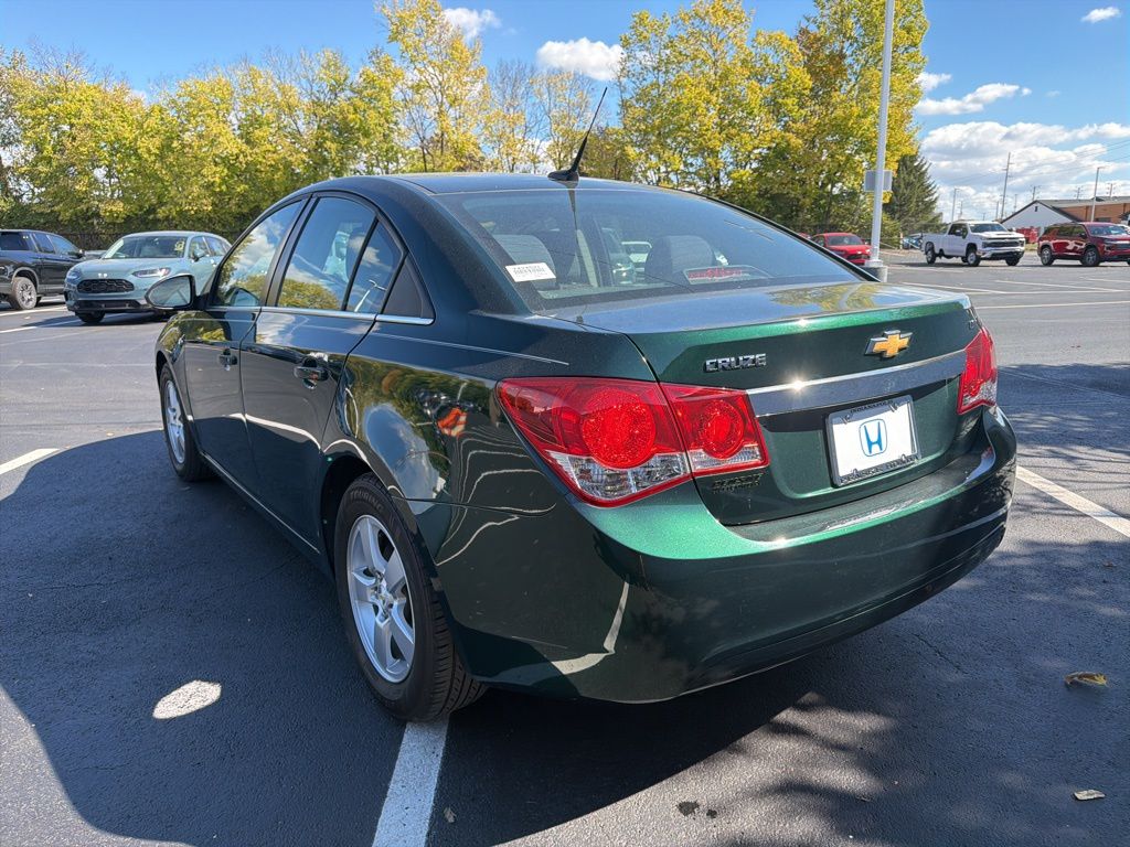 Thumbnail: 2014 Chevrolet Cruze - 3