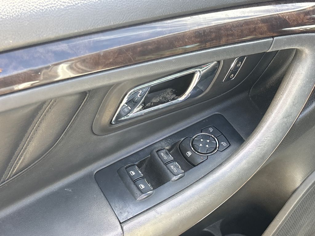 Used 2015 Silver Ford Limited image 16