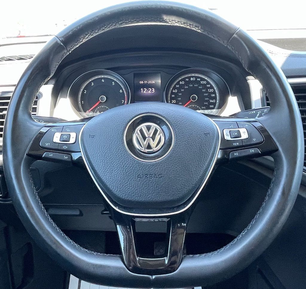 2020 Volkswagen Atlas 3.6L V6 SE White at Community Kia