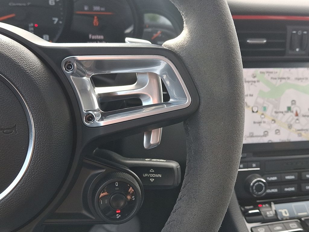 Thumbnail: 2019 Porsche 911 - 22