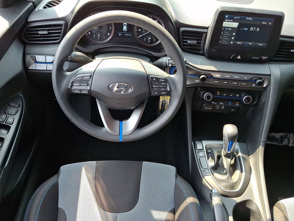 Thumbnail: 2019 Hyundai Veloster - 12