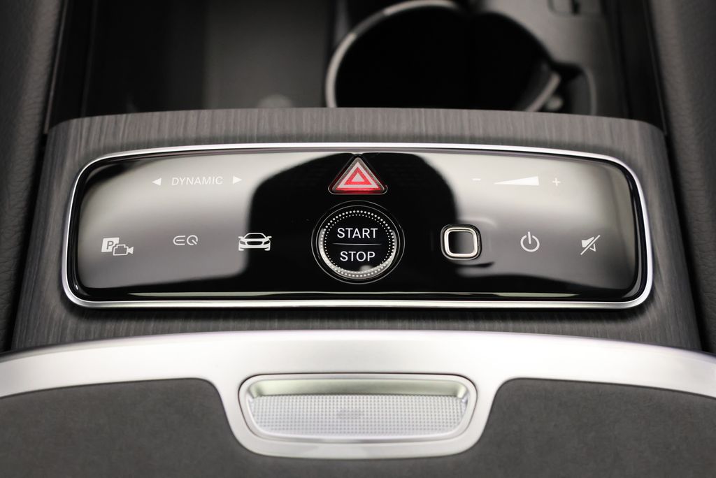 Thumbnail: 2026 Mercedes-Benz EQS - 28