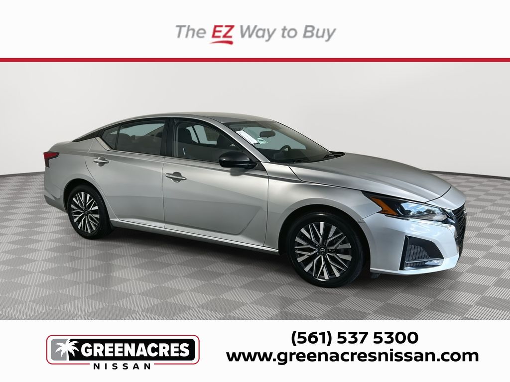 Nissan Altima 2.5 SV FWD