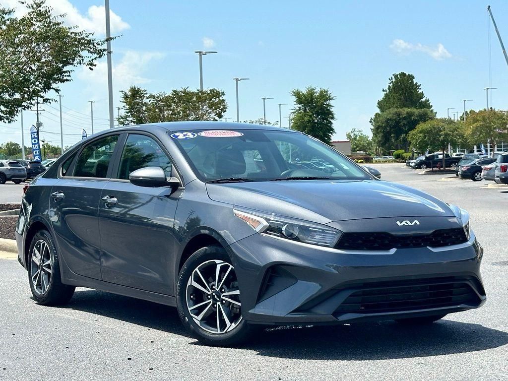 2023 Kia Forte LXS FWD