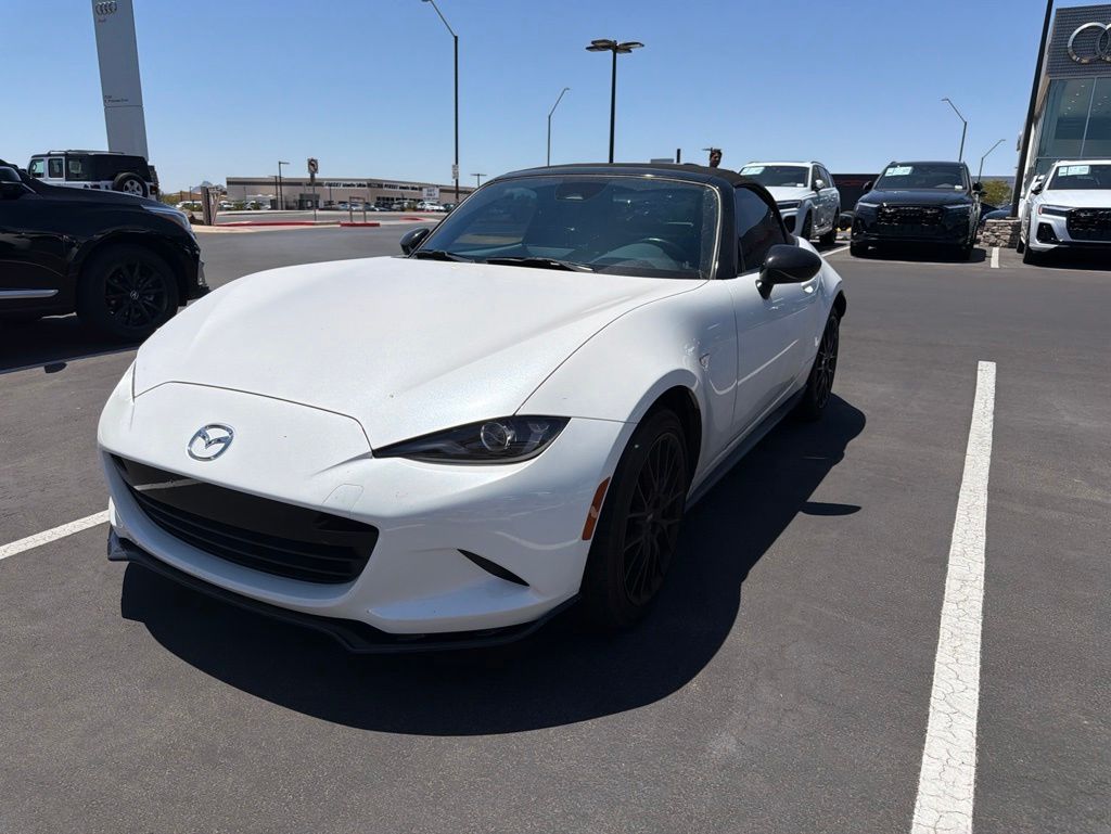 Thumbnail: 2024 Mazda MX-5 Miata - 3
