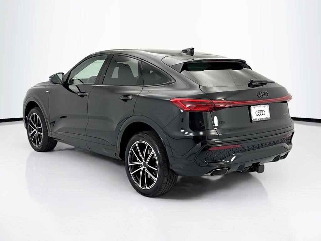Thumbnail: 2026 Audi Q5 - 7