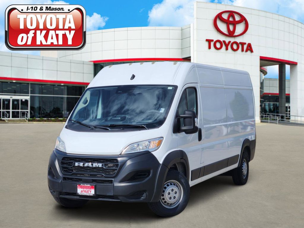 Bright White Clearcoat 2025 RAM ProMaster Van 9-Speed Automatic