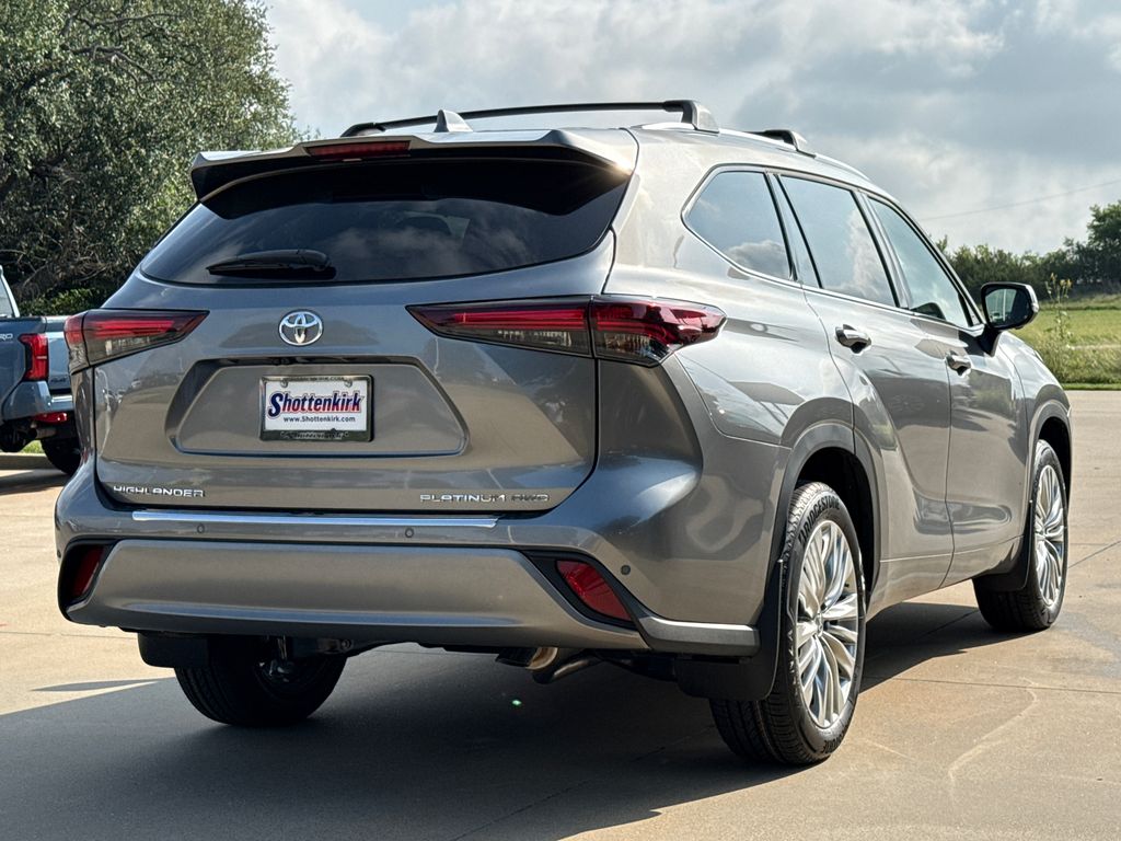 Used 2026 Toyota Highlander SUV